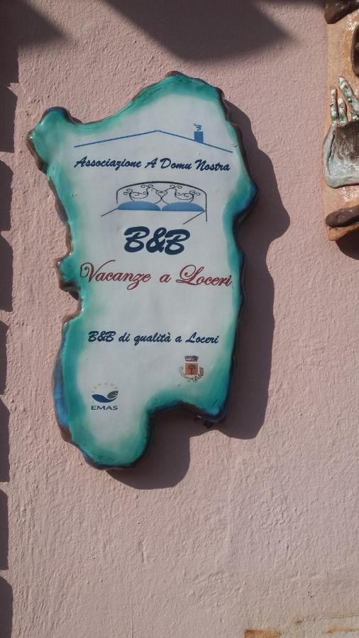 Vacanze A Loceri Екстериор снимка